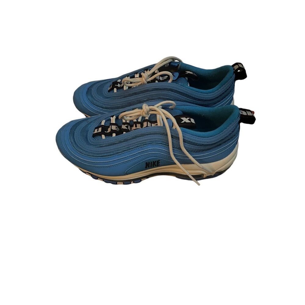 NIKE AIR MAX SNEAKER